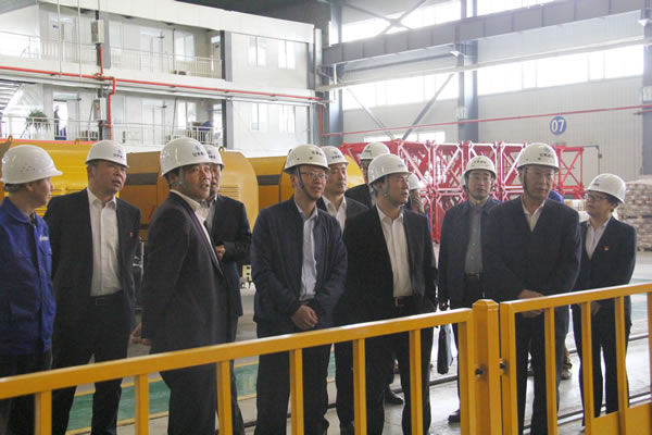 甘肃建投领导调研装备制造公司